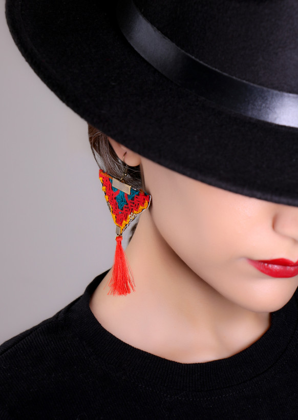 گوشواره سوزندوزی